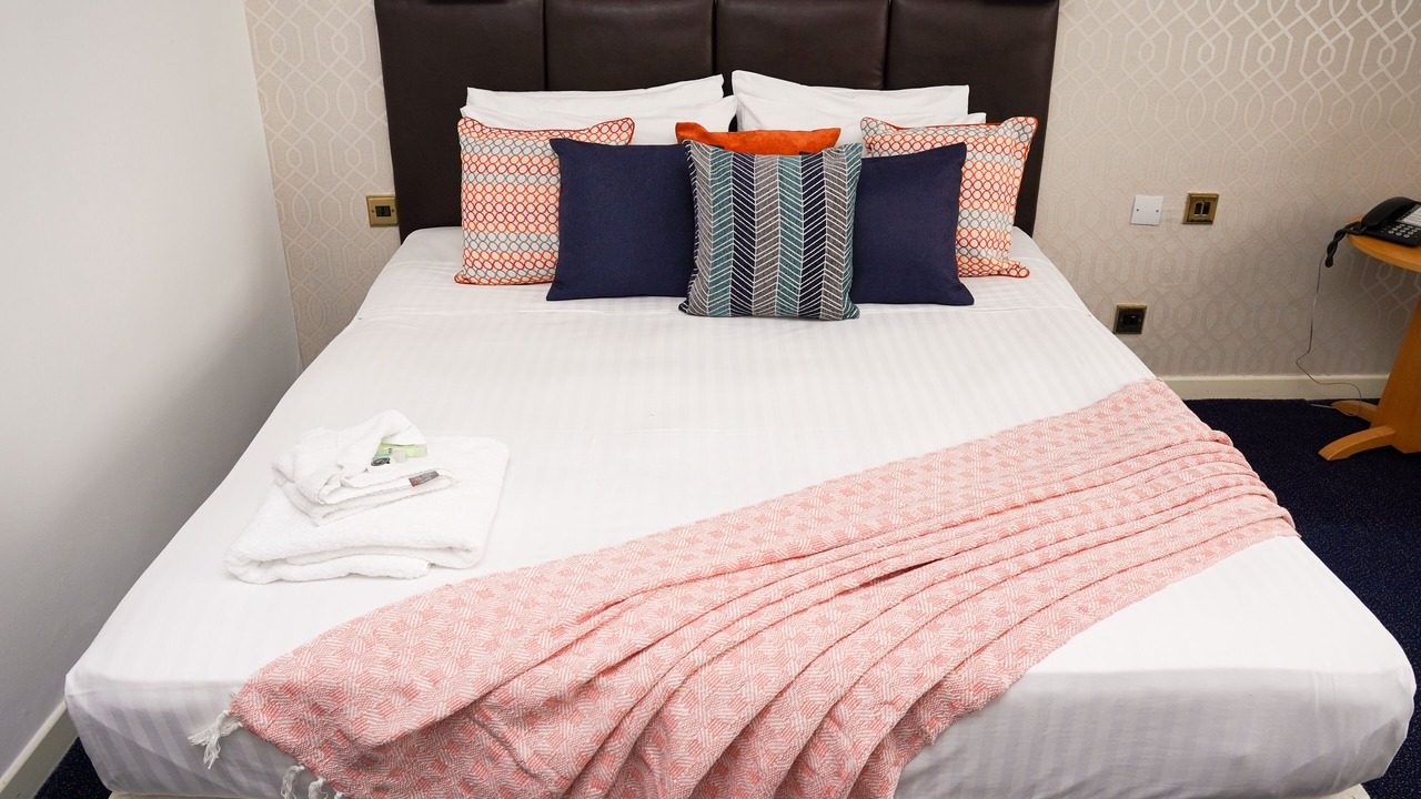 Photo of Bedroom in Jabalpur