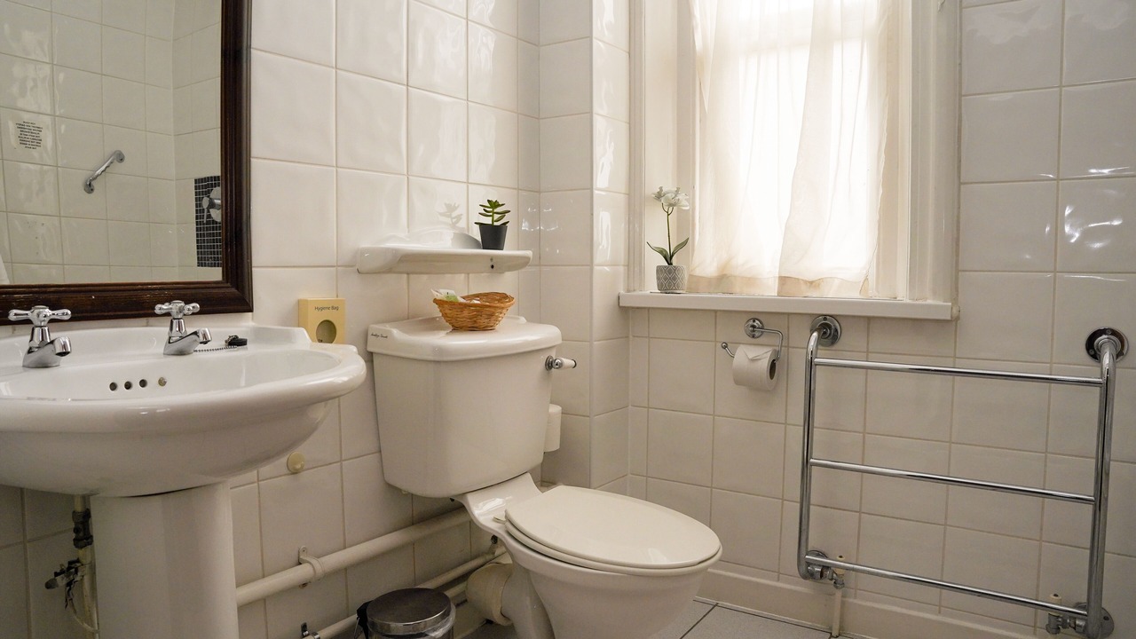 Photo of Bathroom in Jabalpur