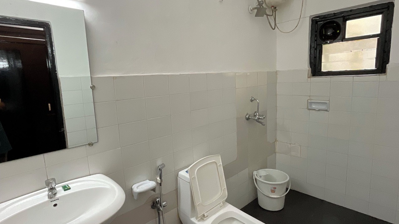 Photo of Bathroom in Gauravaddo