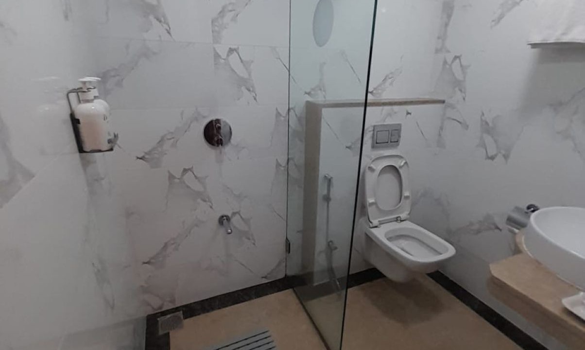 Photo of Bathroom in Santacruz