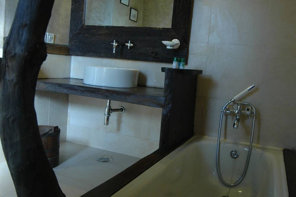 Photo of Bathroom in Tala