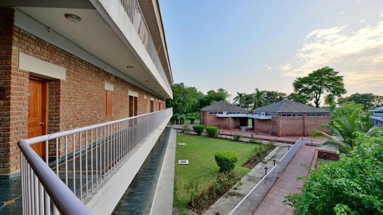 Photo of Buildings in Rajgir