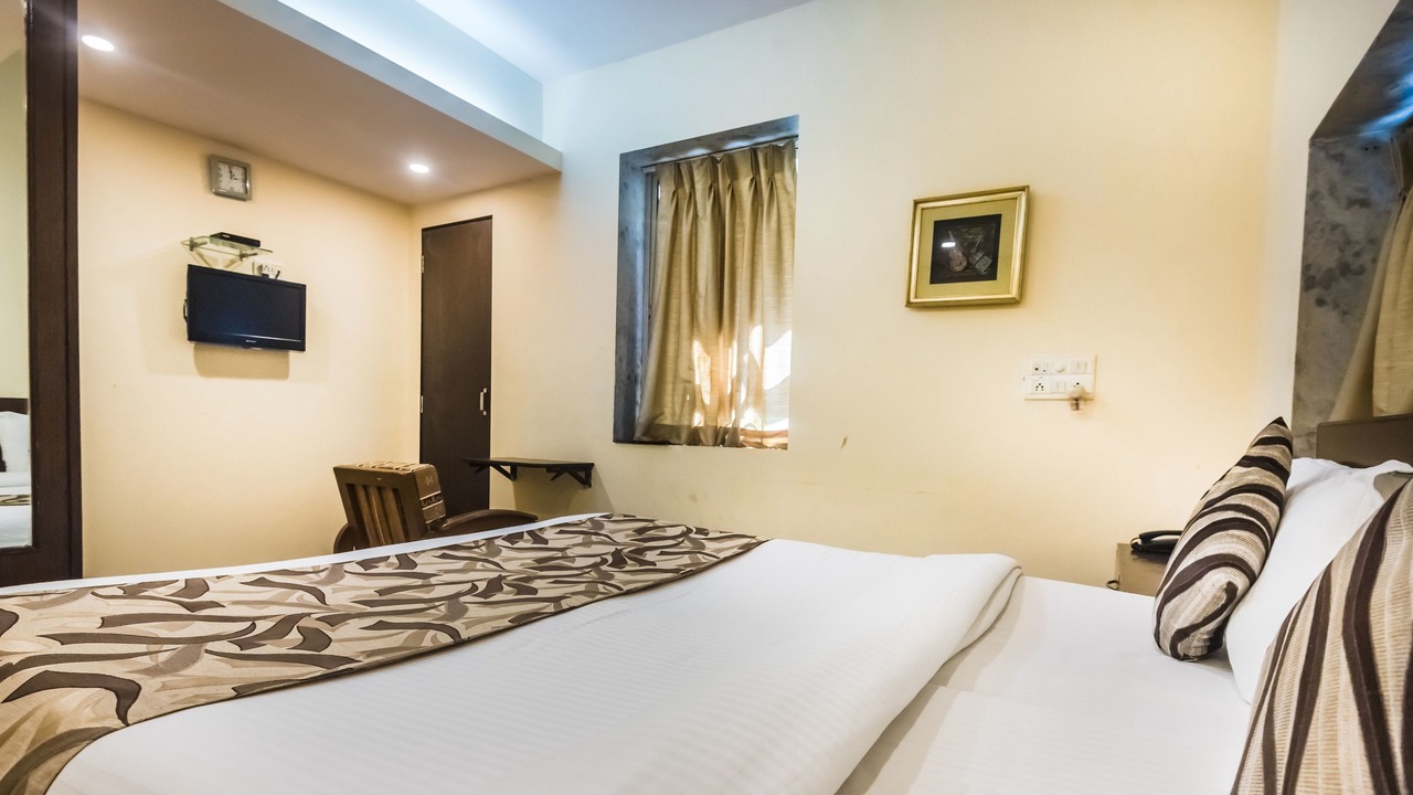 Photo of Bedroom in J B Nagar
