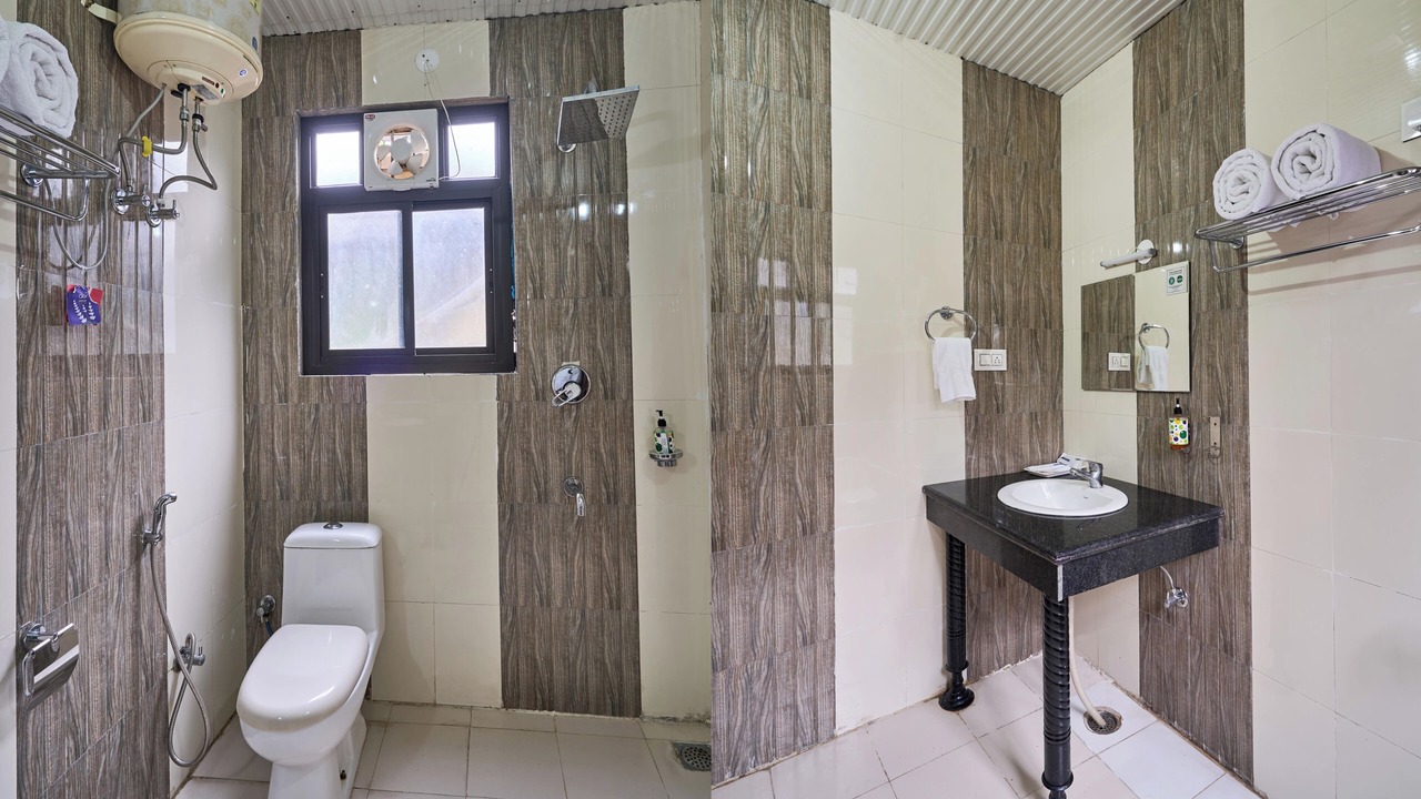 Photo of Bathroom in McLeod Ganj
