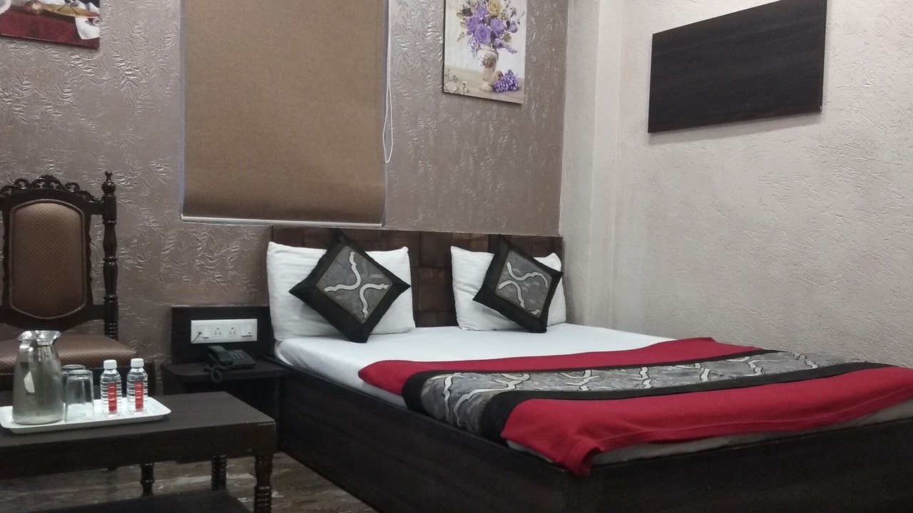 Photo of Bedroom in Mahim