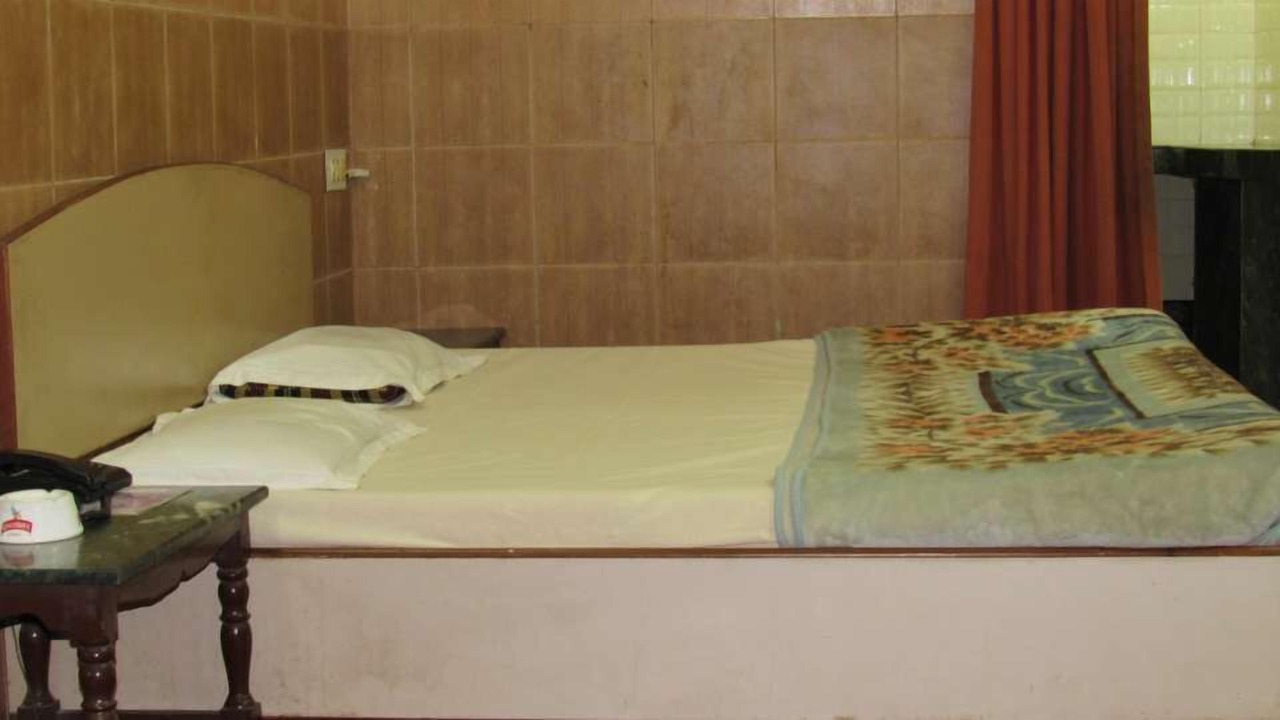 Photo of Bedroom in Prabhadevi