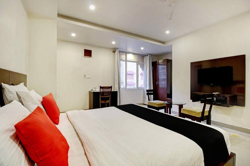 Photo of Bedroom in Adarsh Nagar