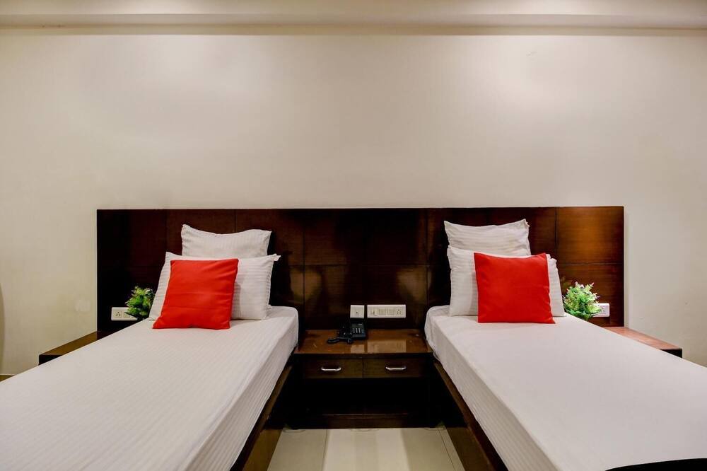 Photo of Bedroom in Adarsh Nagar