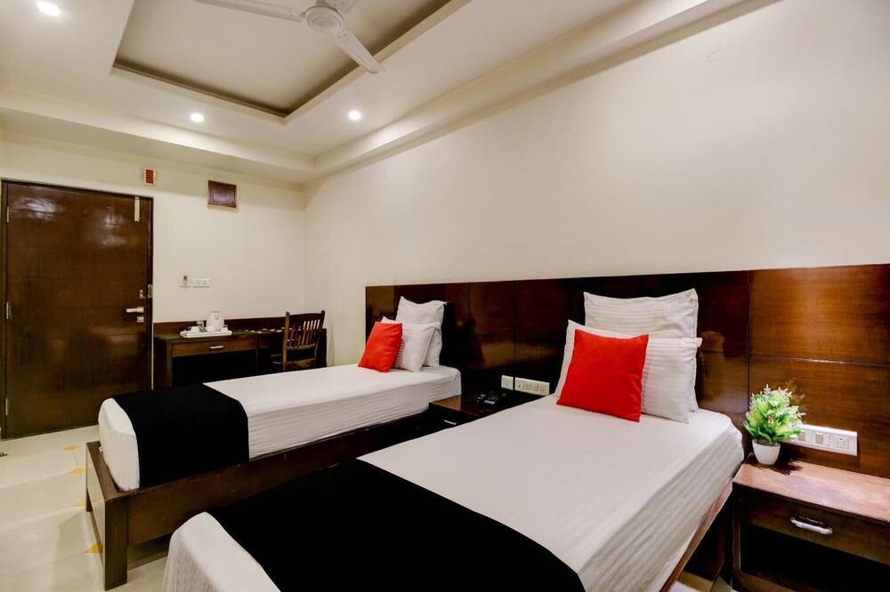Photo of Bedroom in Adarsh Nagar