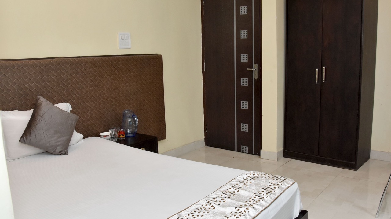 Photo of Bedroom in Patna
