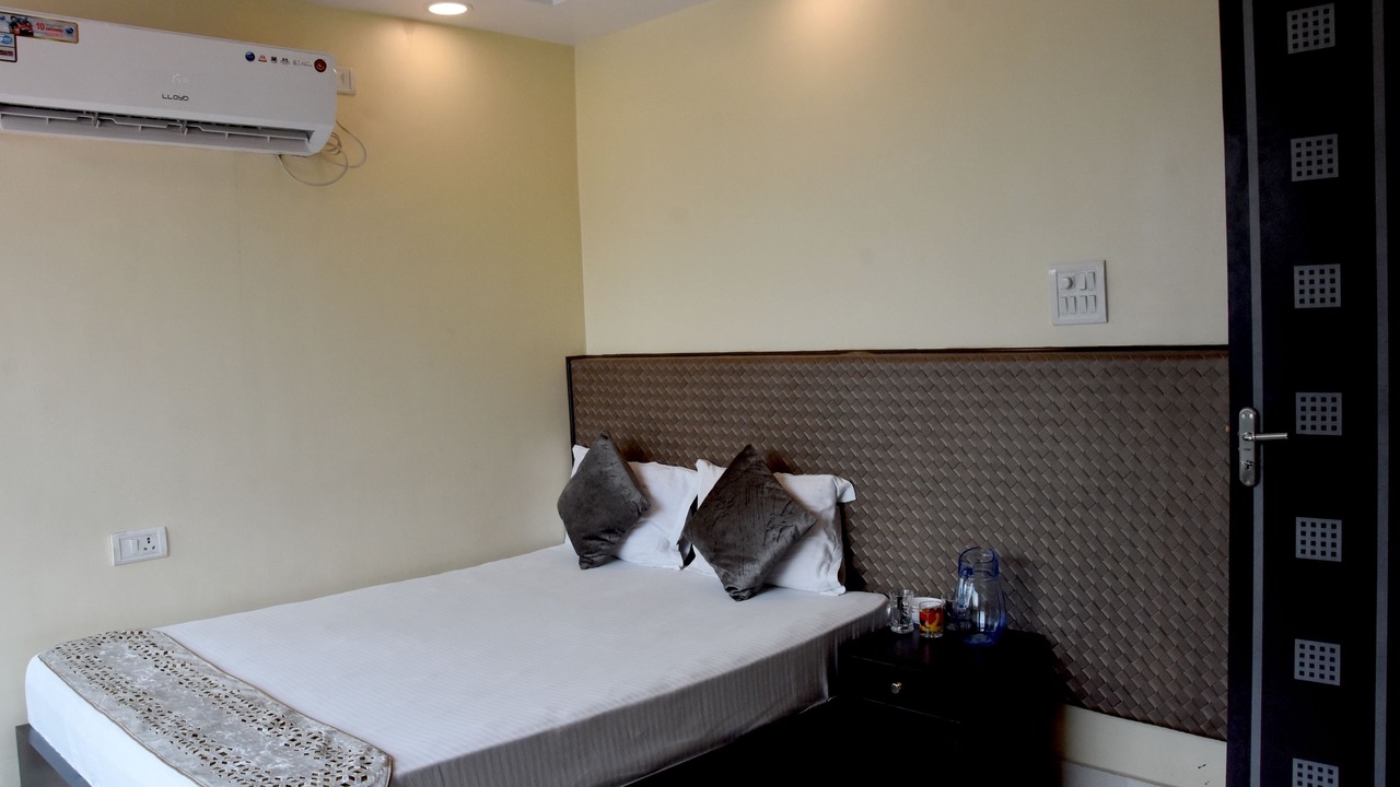 Photo of Bedroom in Patna