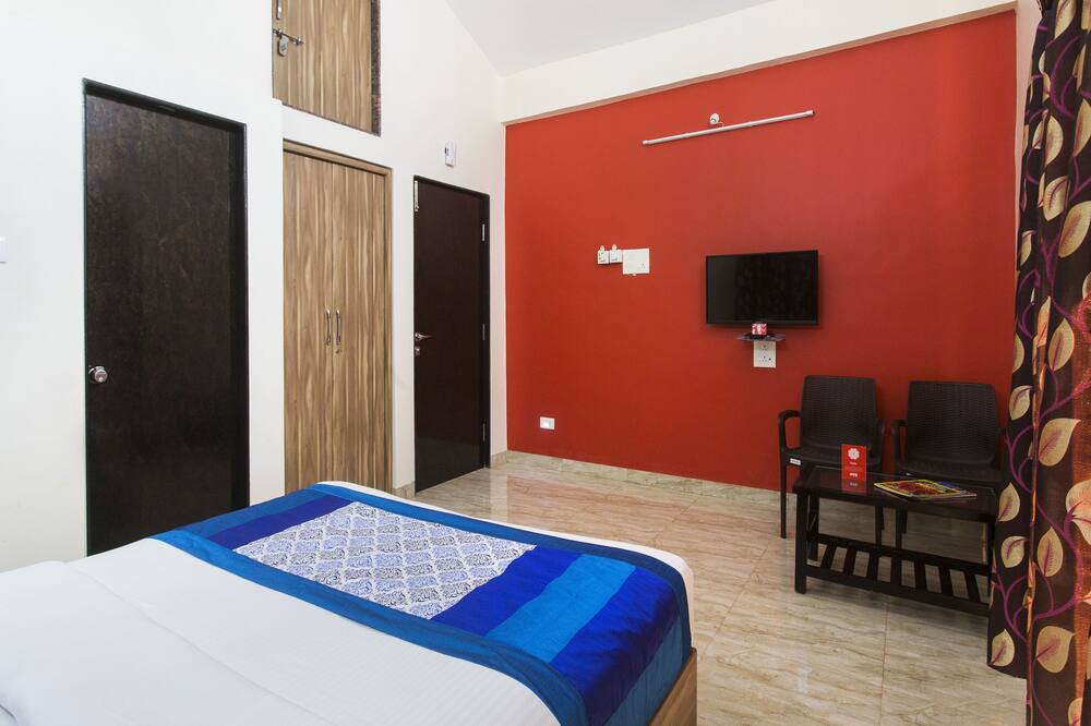 Photo of Bedroom in Mahabaleshwar