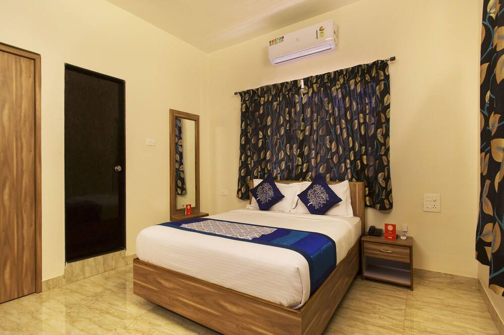 Photo of Bedroom in Mahabaleshwar