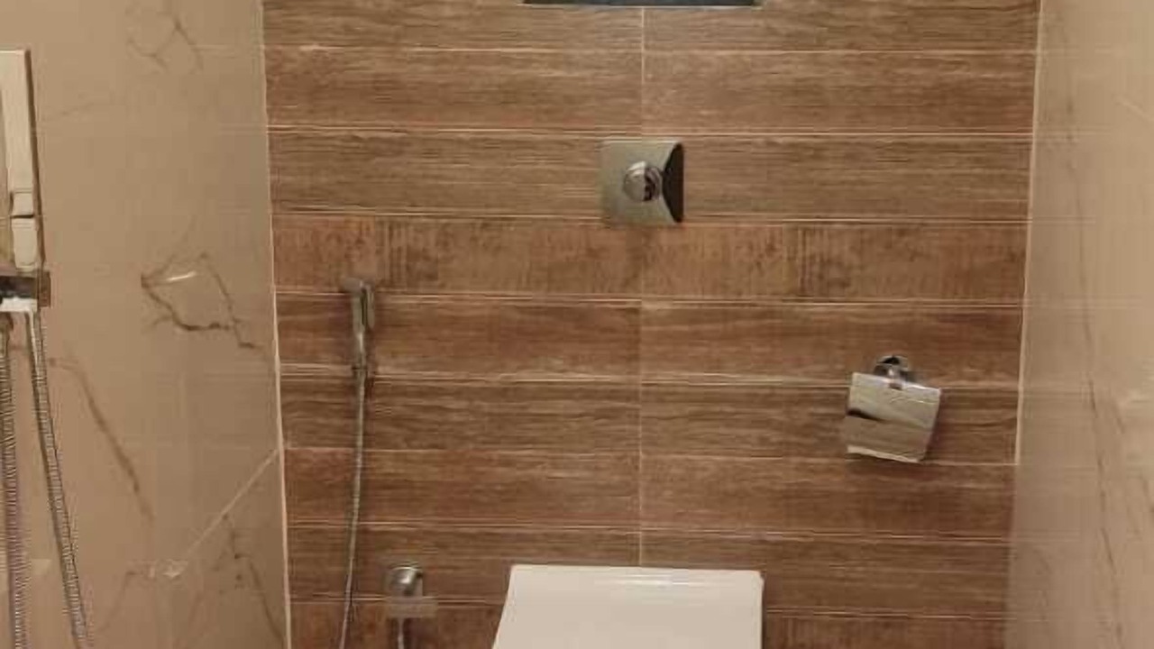 Photo of Bathroom in Marol