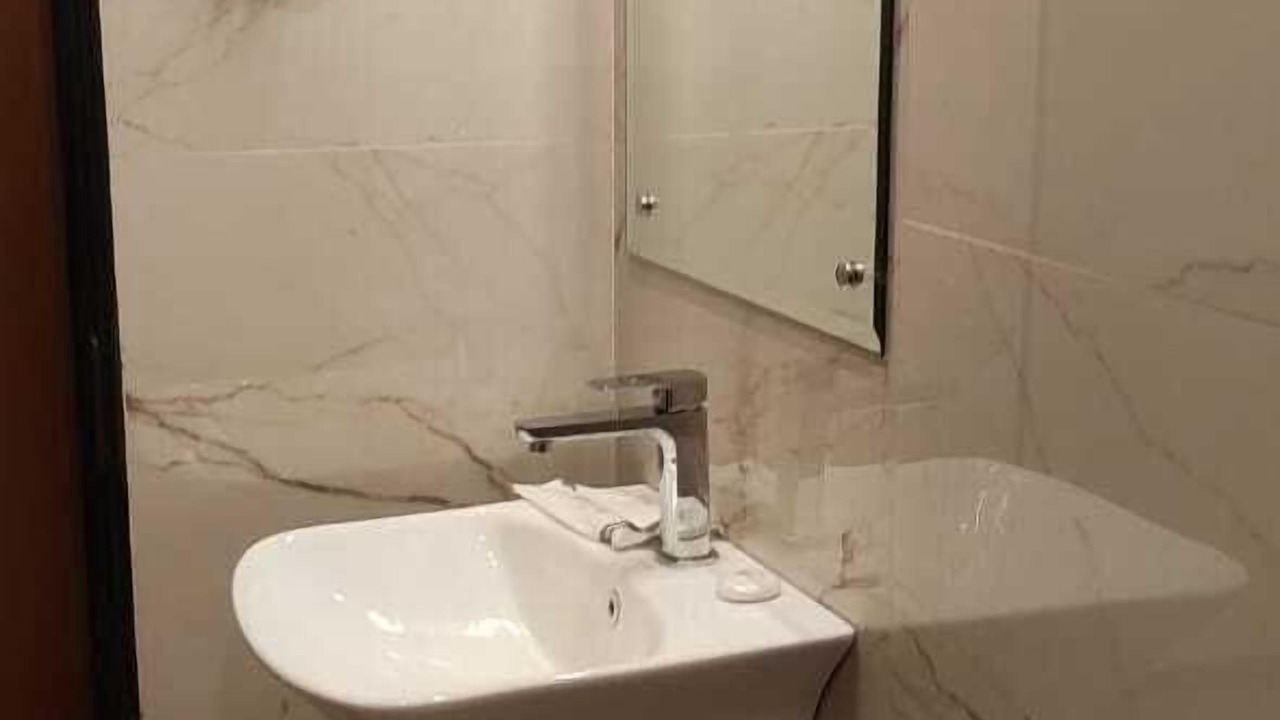 Photo of Bathroom in Marol