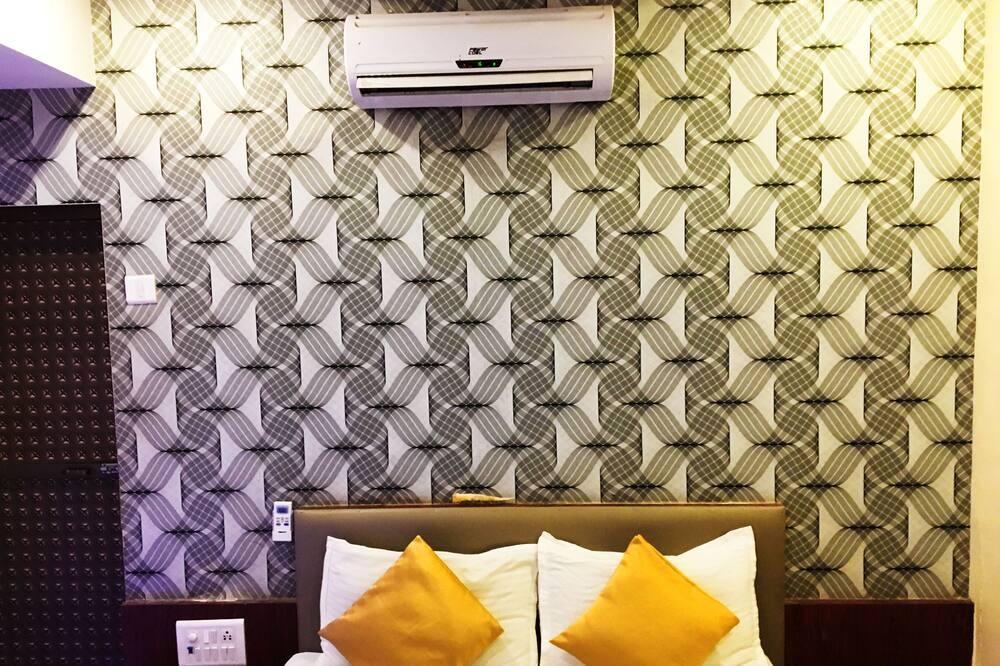 Photo of Bedroom in Dharavi