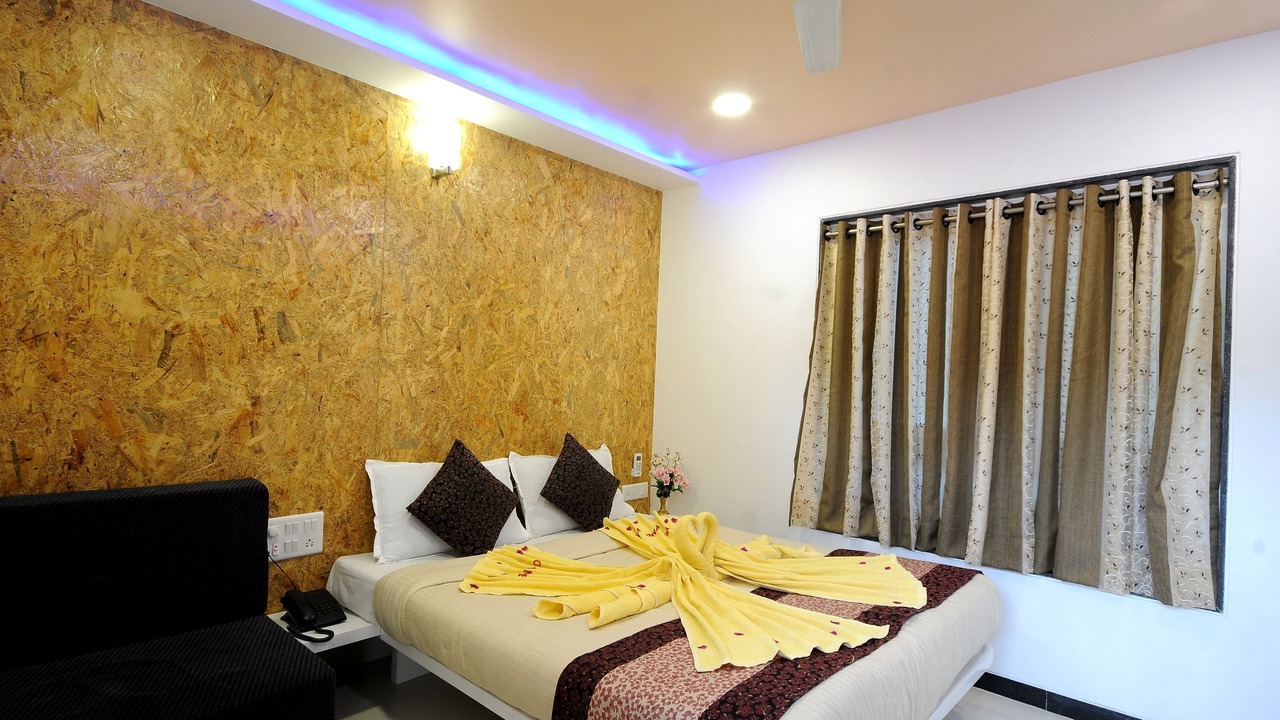 Photo of Bathroom in Mahabaleshwar