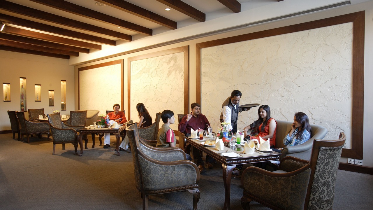 Photo of Others in Alkapuri