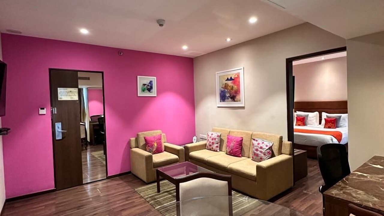 Photo of Bedroom in Sayajiganj