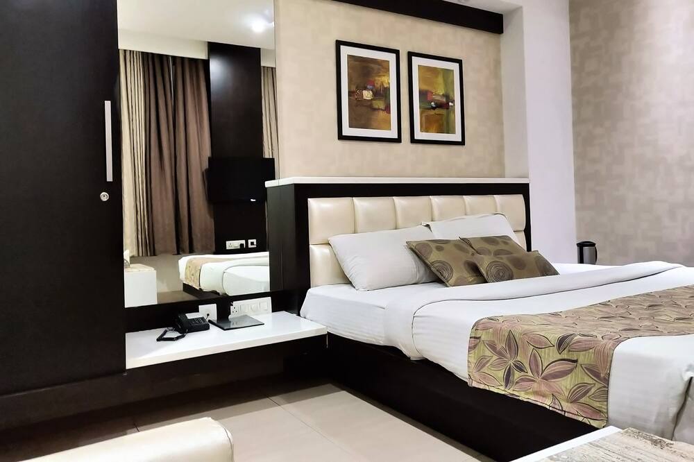 Photo of Bedroom in Adarsh Nagar