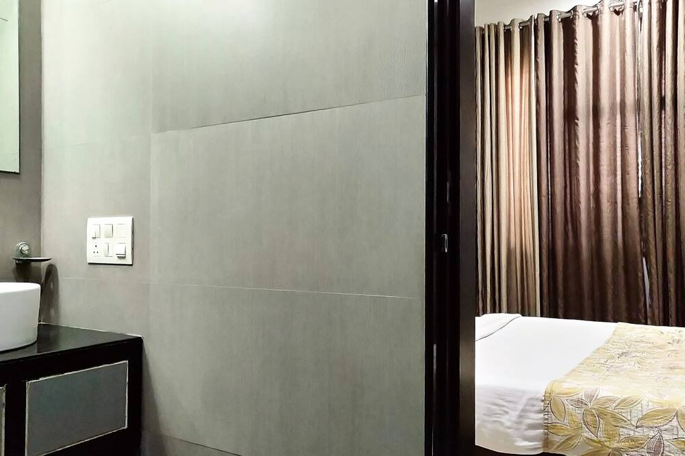 Photo of Bathroom in Adarsh Nagar