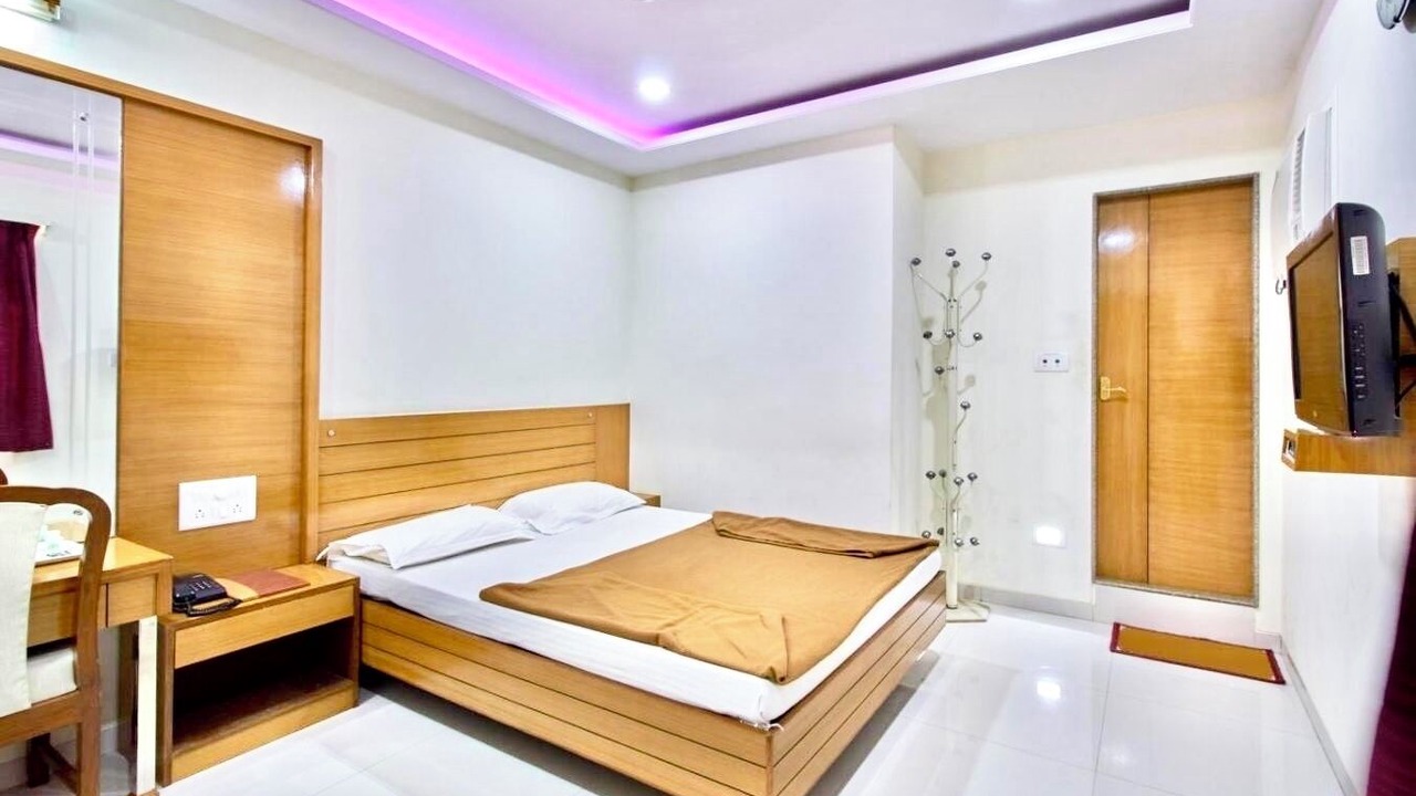 Photo of Bedroom in Surat