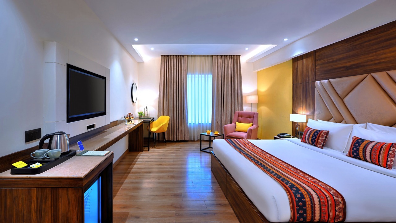 Photo of Bedroom in Taj Ganj