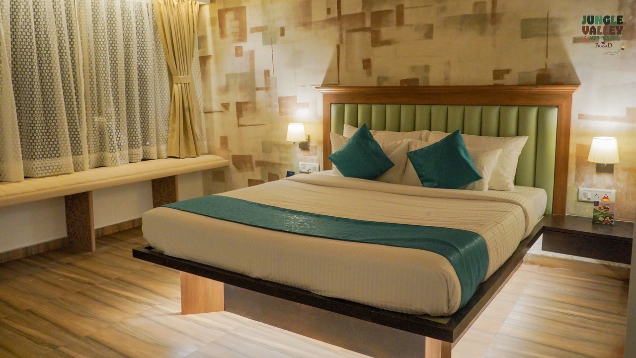 Photo of Bedroom in Mahabaleshwar