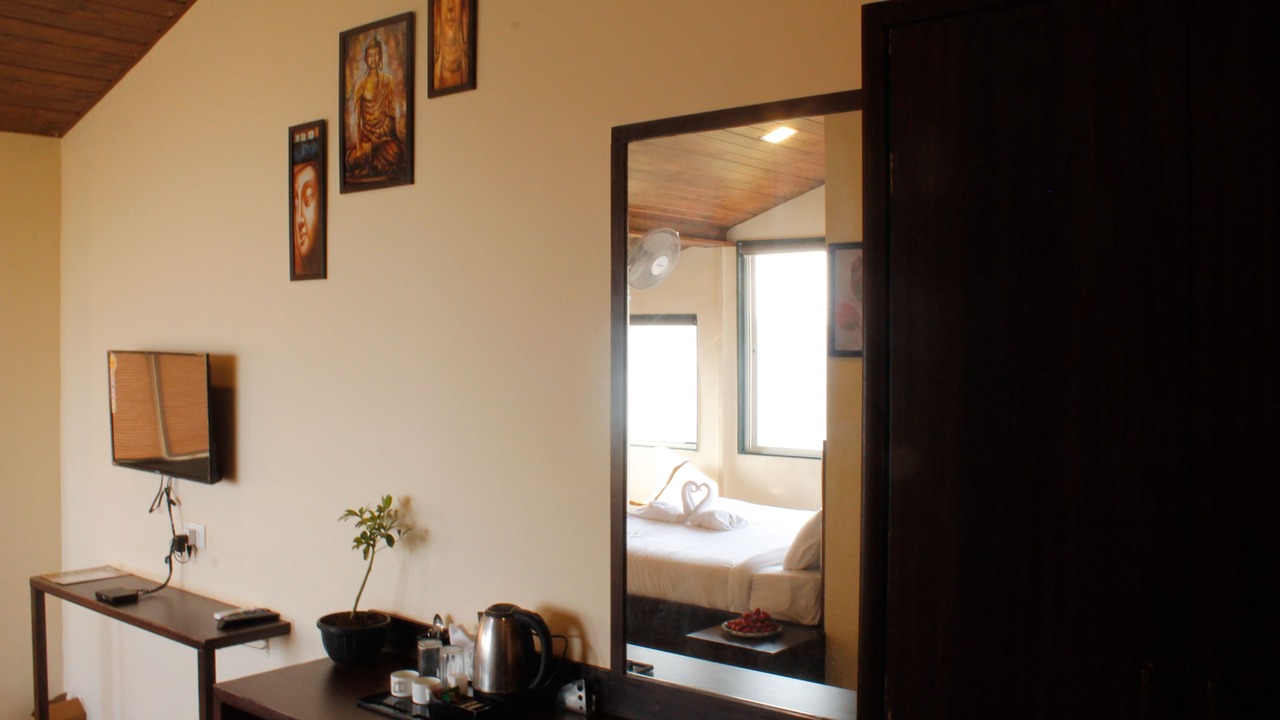 Photo of Bedroom in Mahabaleshwar