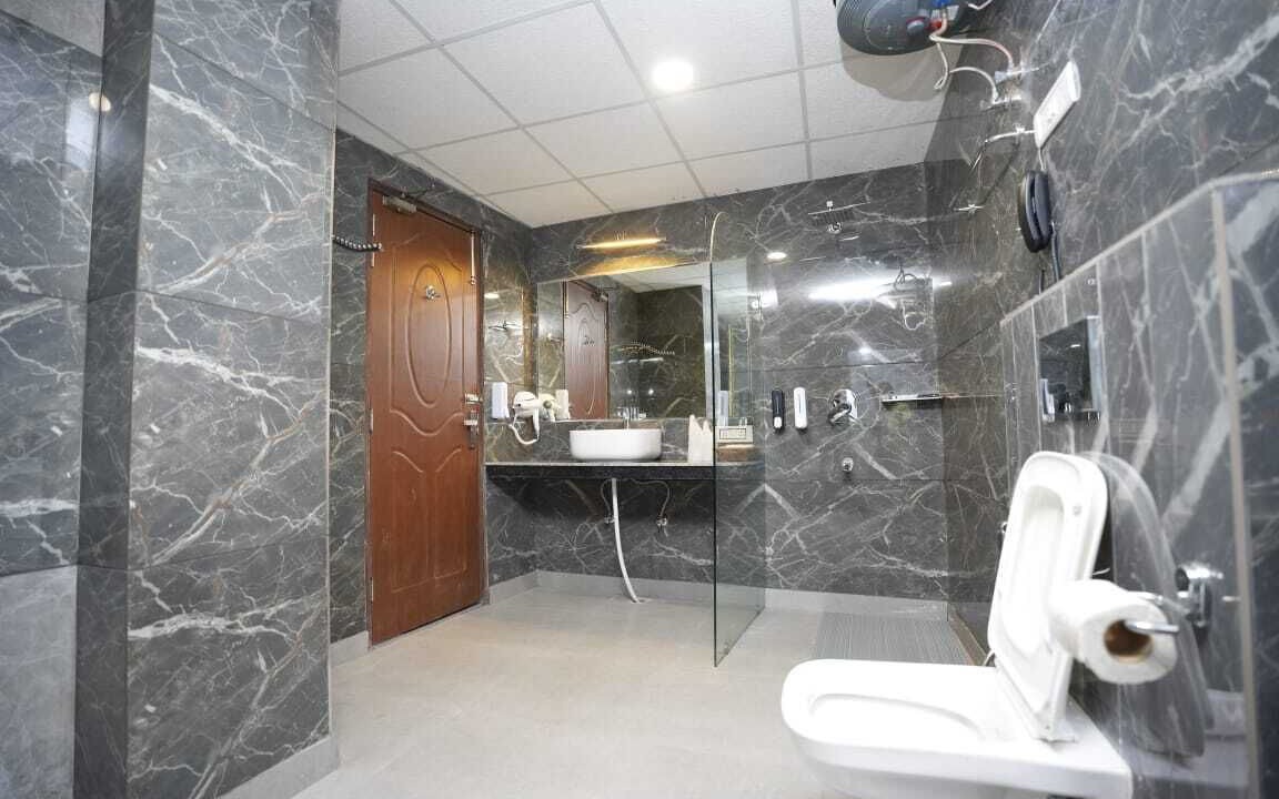 Photo of Bathroom in Kaul