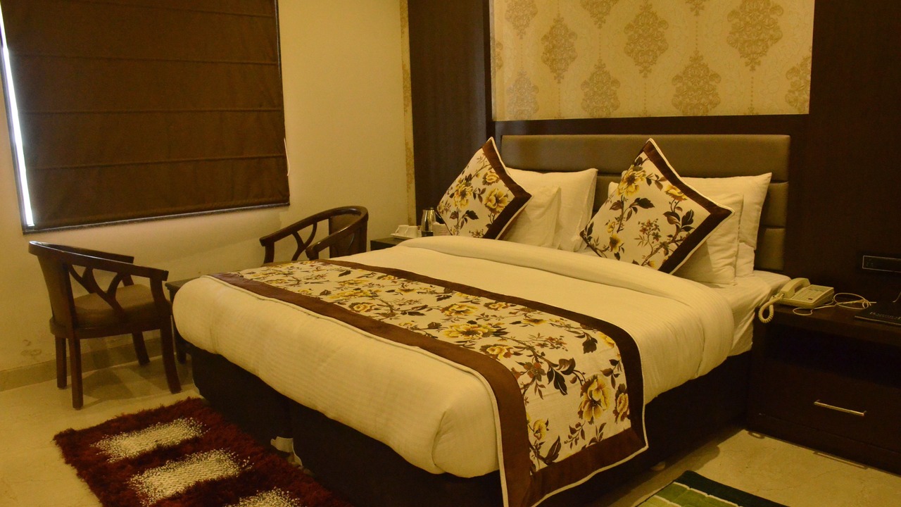 Photo of Bedroom in Etmadpur