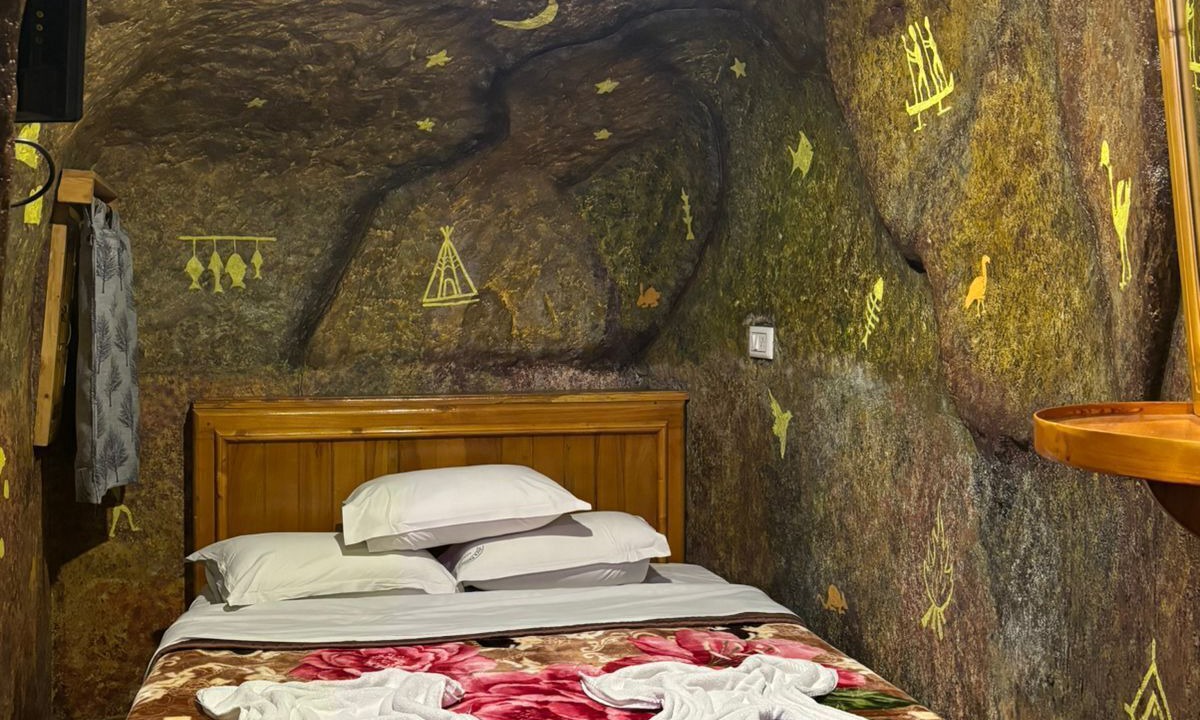 Photo of Bedroom in Kodaikanal
