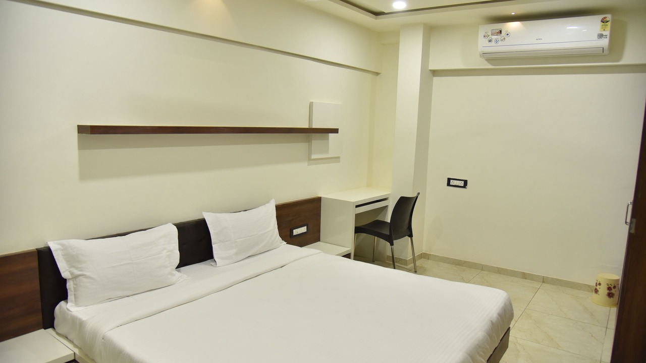 Photo of Bedroom in Morbi