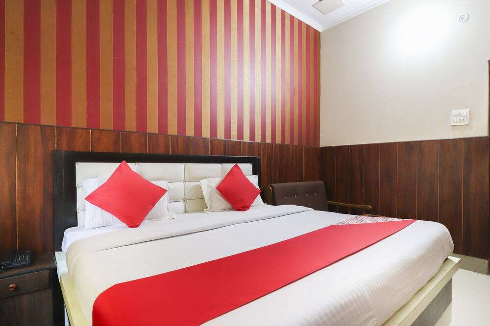 Photo of Bedroom in Roorkee