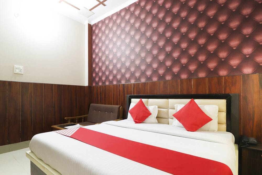 Photo of Bedroom in Roorkee