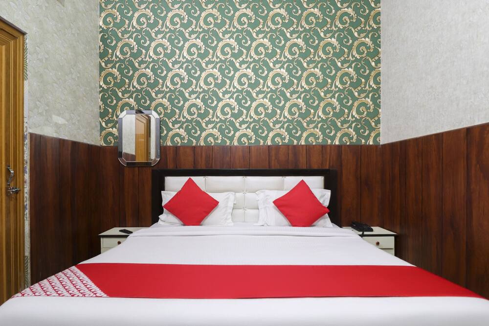 Photo of Bedroom in Roorkee