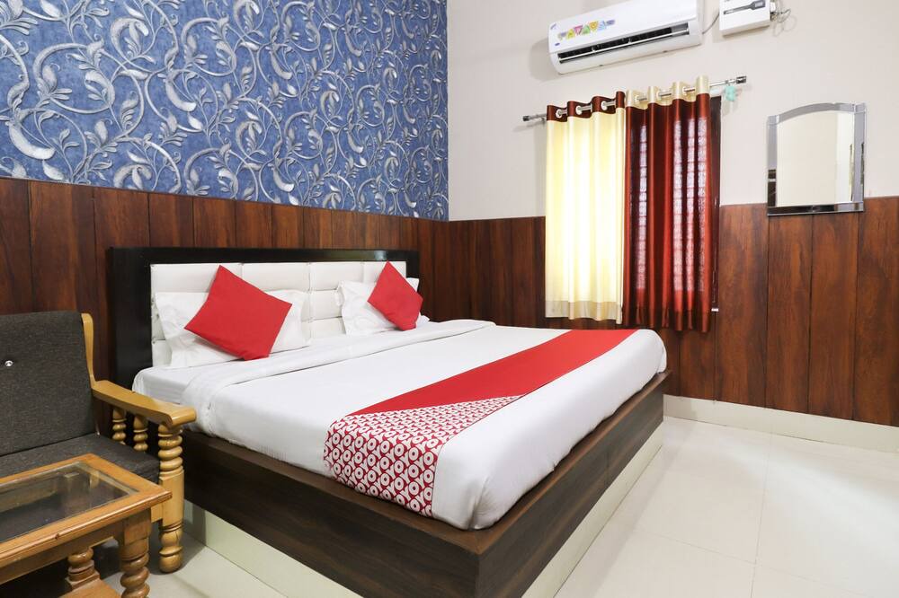 Photo of Bedroom in Roorkee