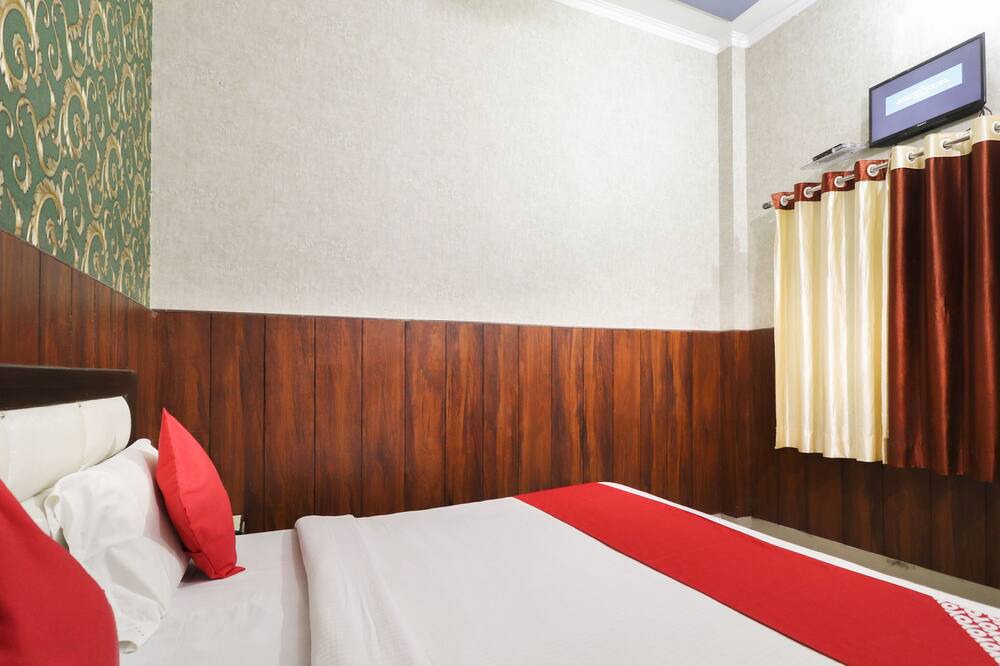 Photo of Bedroom in Roorkee