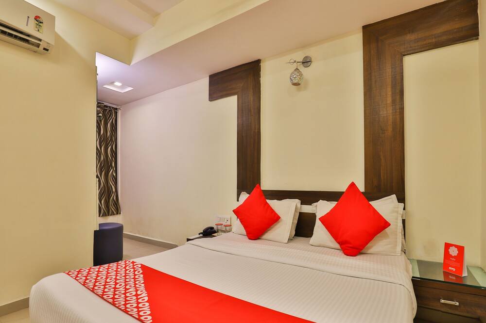 Photo of Bedroom in Thaltej