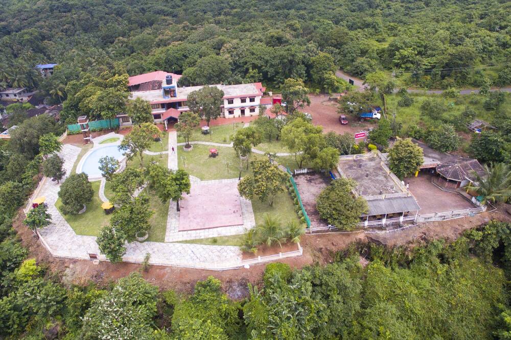 Photo of Outdoor in Tiracol