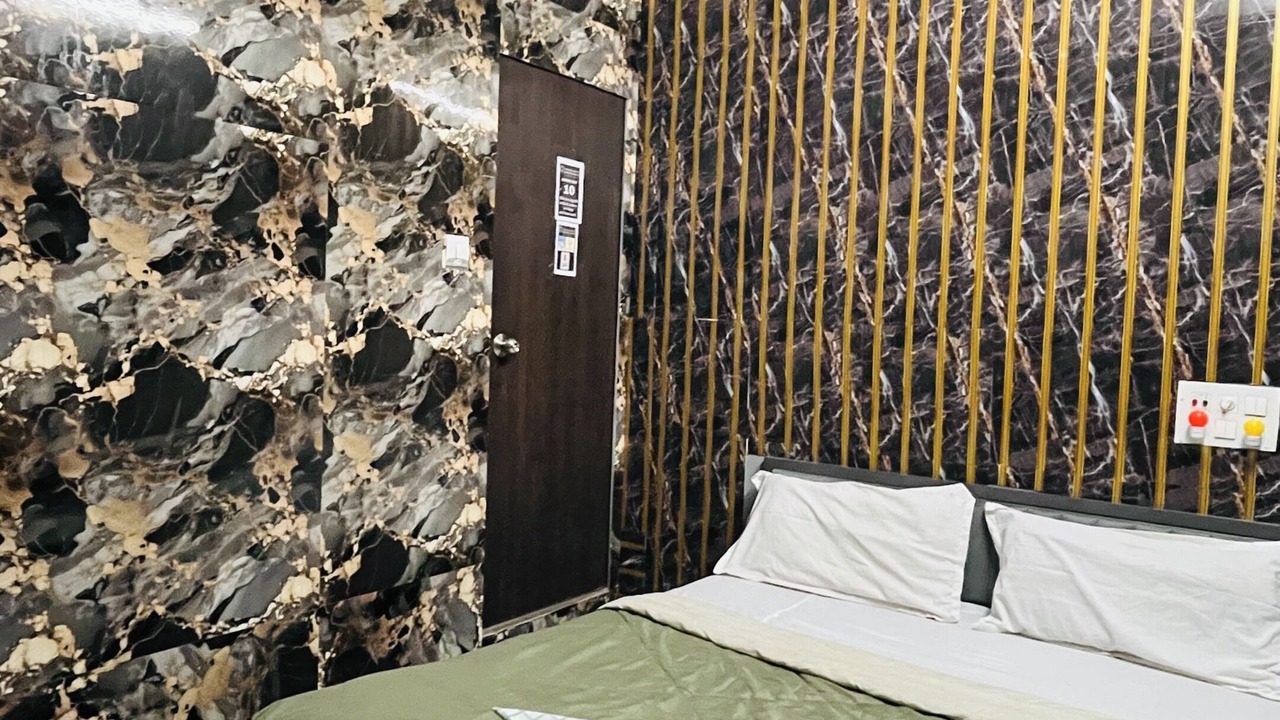 Photo of Bedroom in Surat