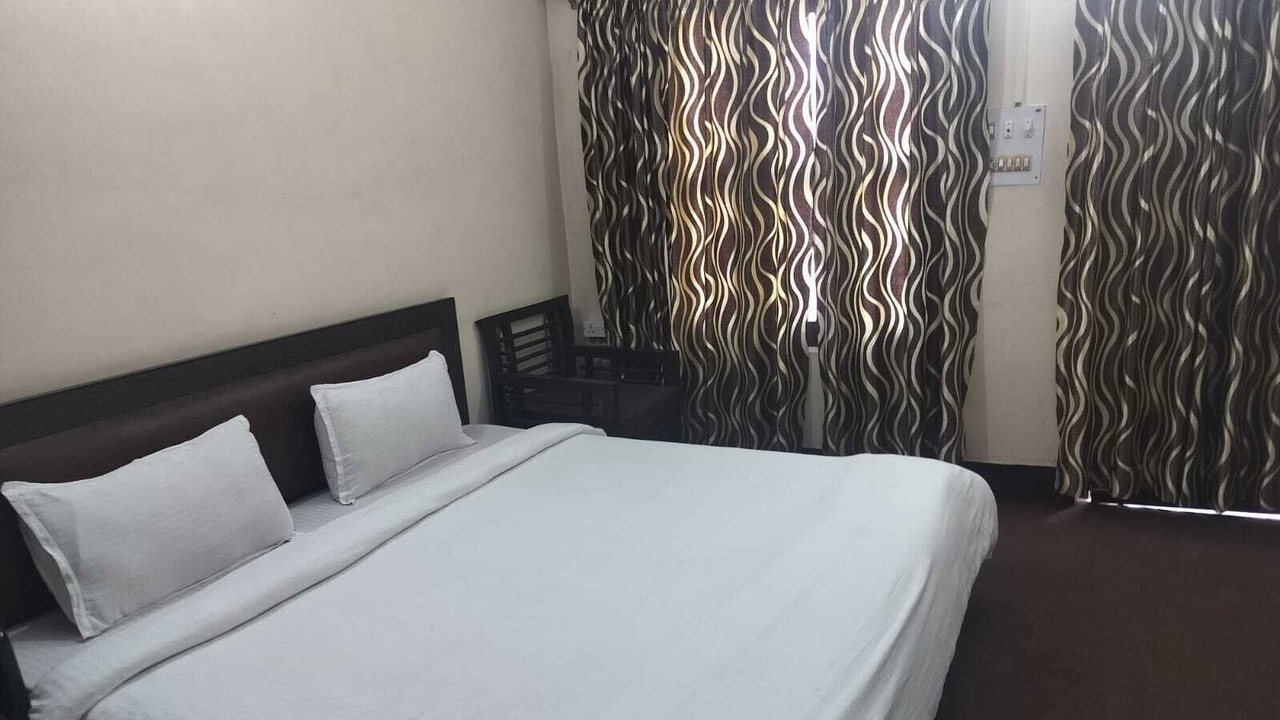 Photo of Bedroom in Ukhimath