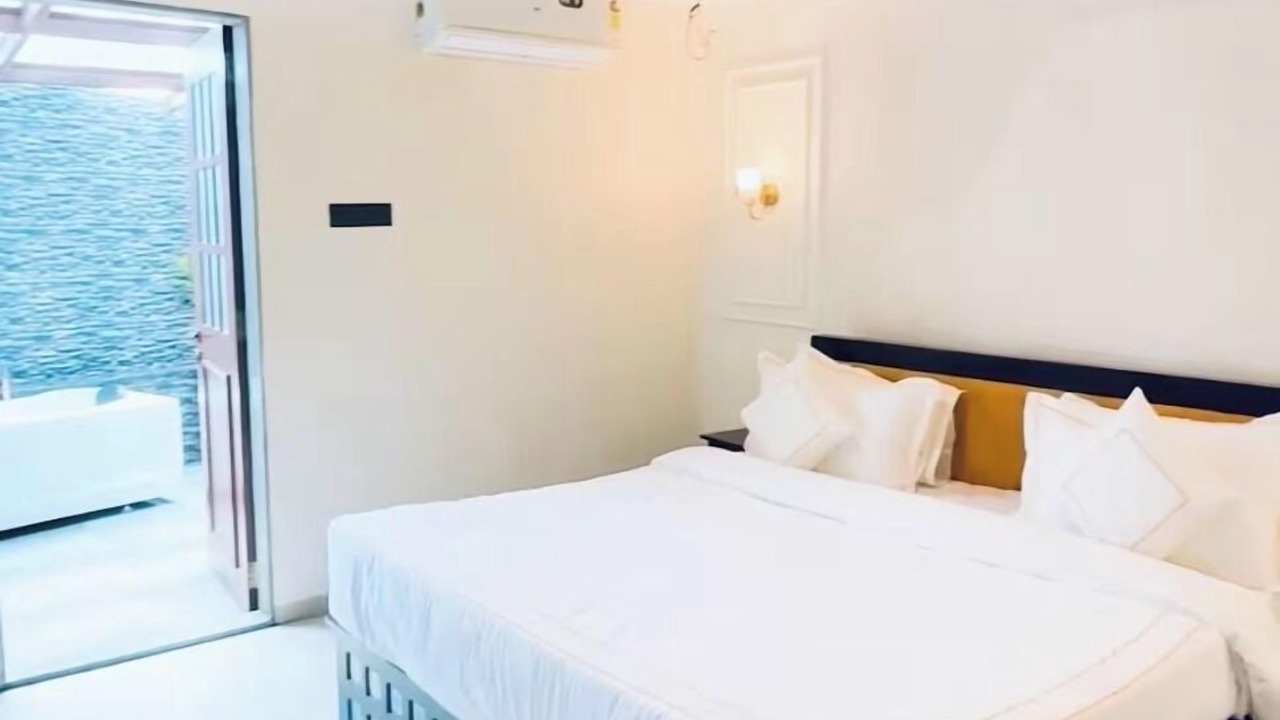 Photo of Bedroom in Mahabaleshwar