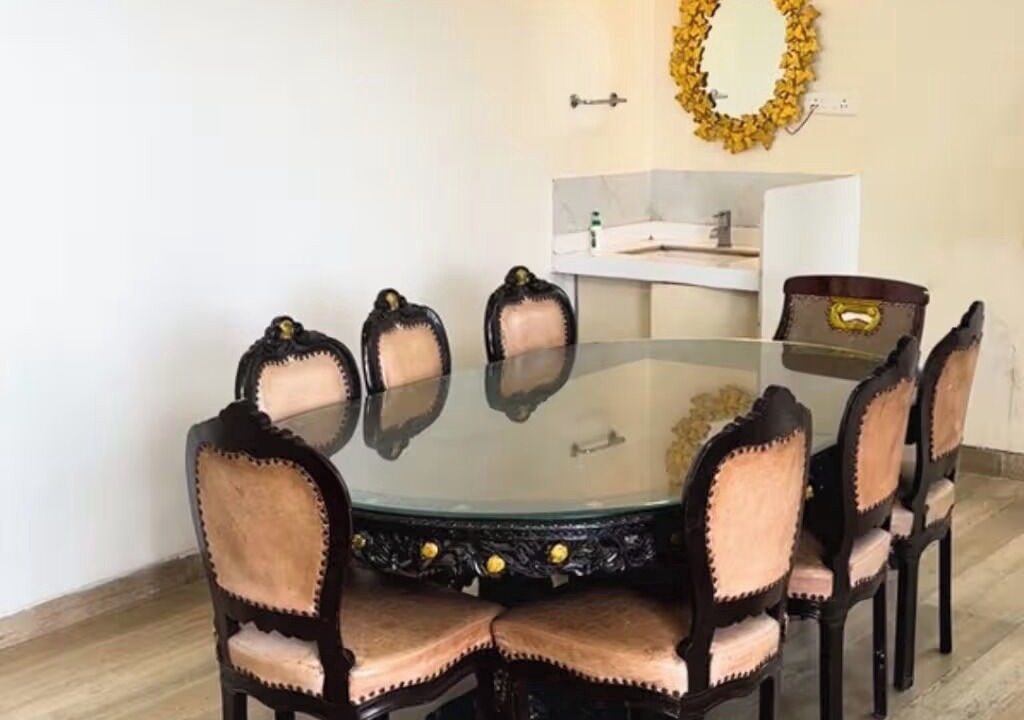 Photo of Livingroom in Mahabaleshwar