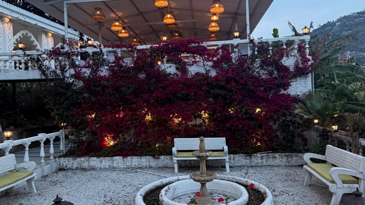Photo of Patio Balcony in Bhagtpura