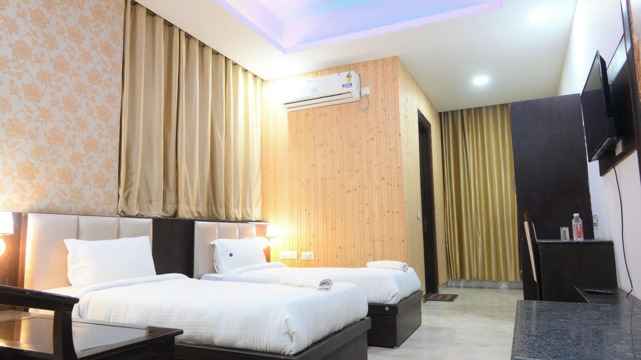 Photo of Bedroom in Sikandra