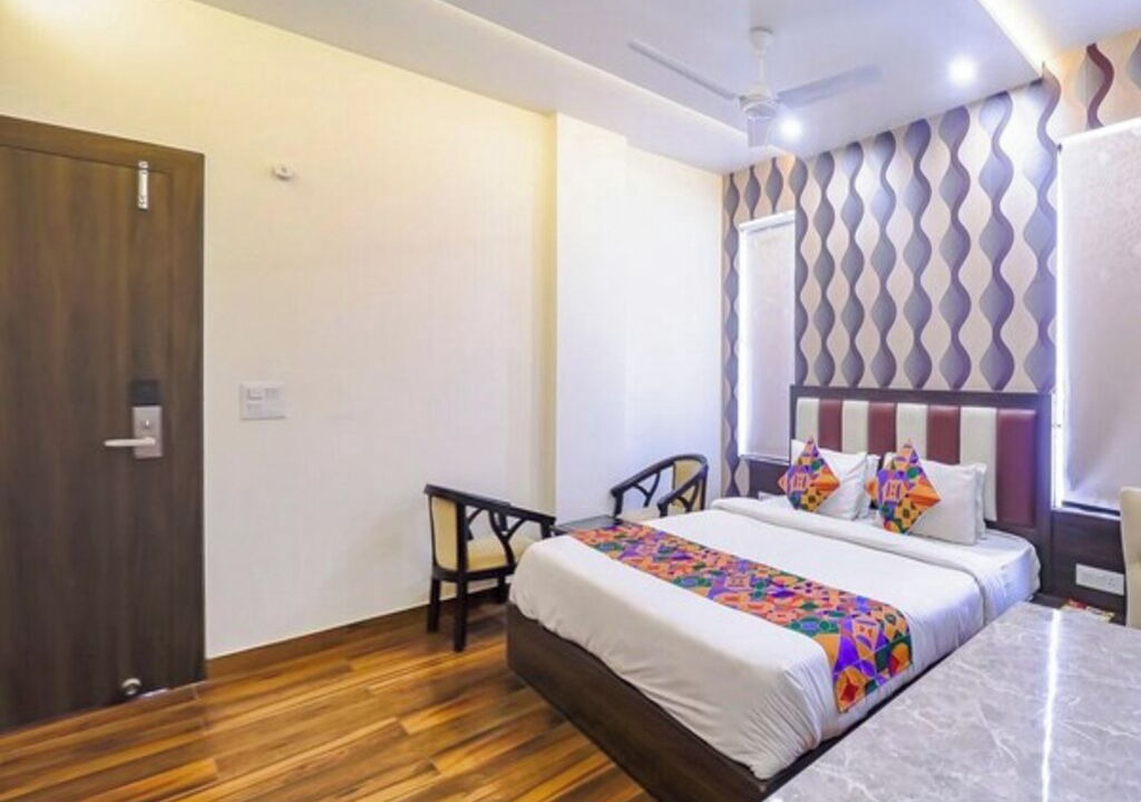 Photo of Bedroom in Taj Ganj