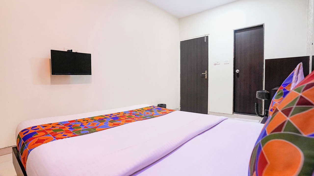 Photo of Bedroom in Kandiwali West