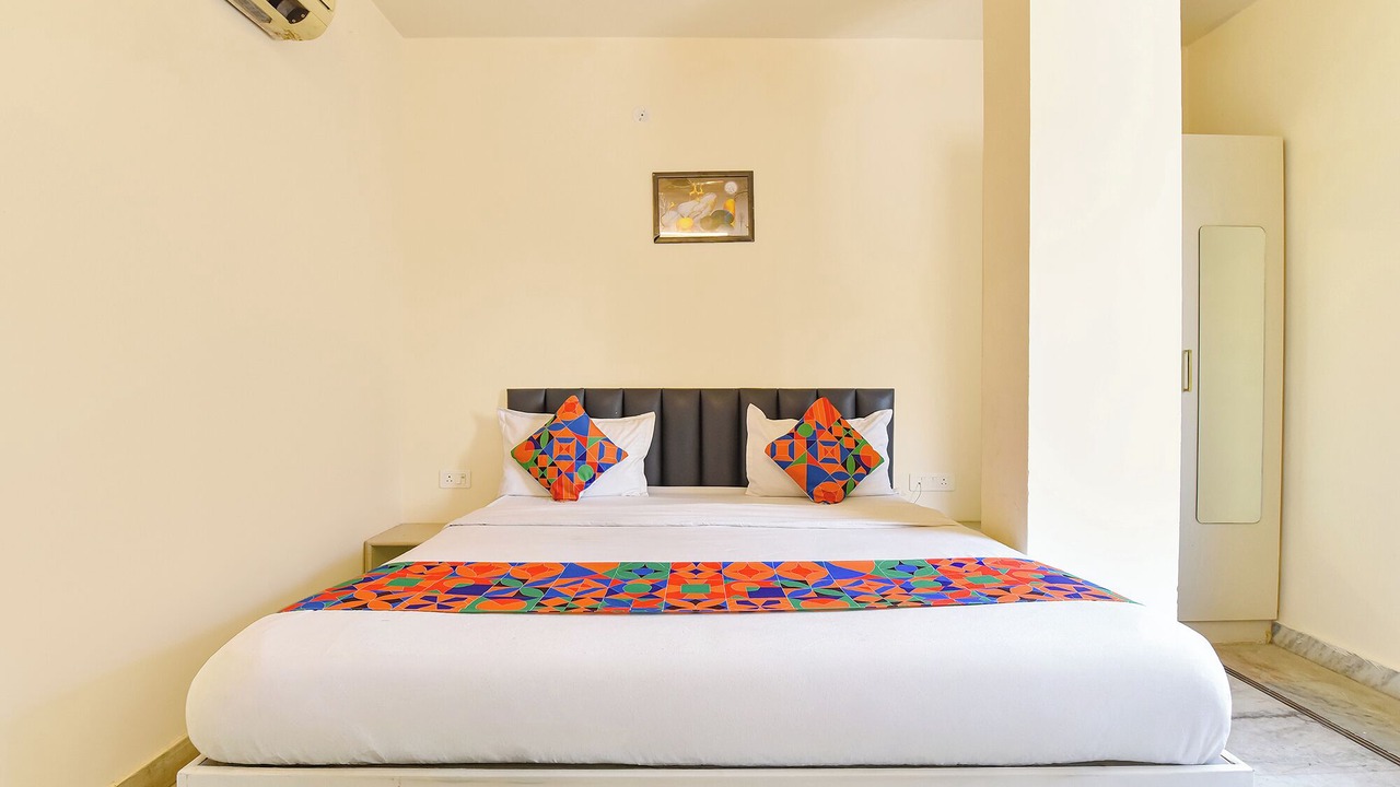 Photo of Bedroom in Mansarovar