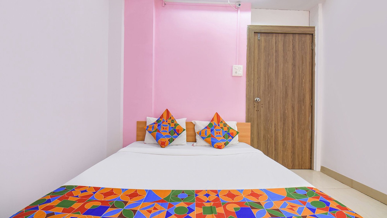 Photo of Bedroom in Hadapsar